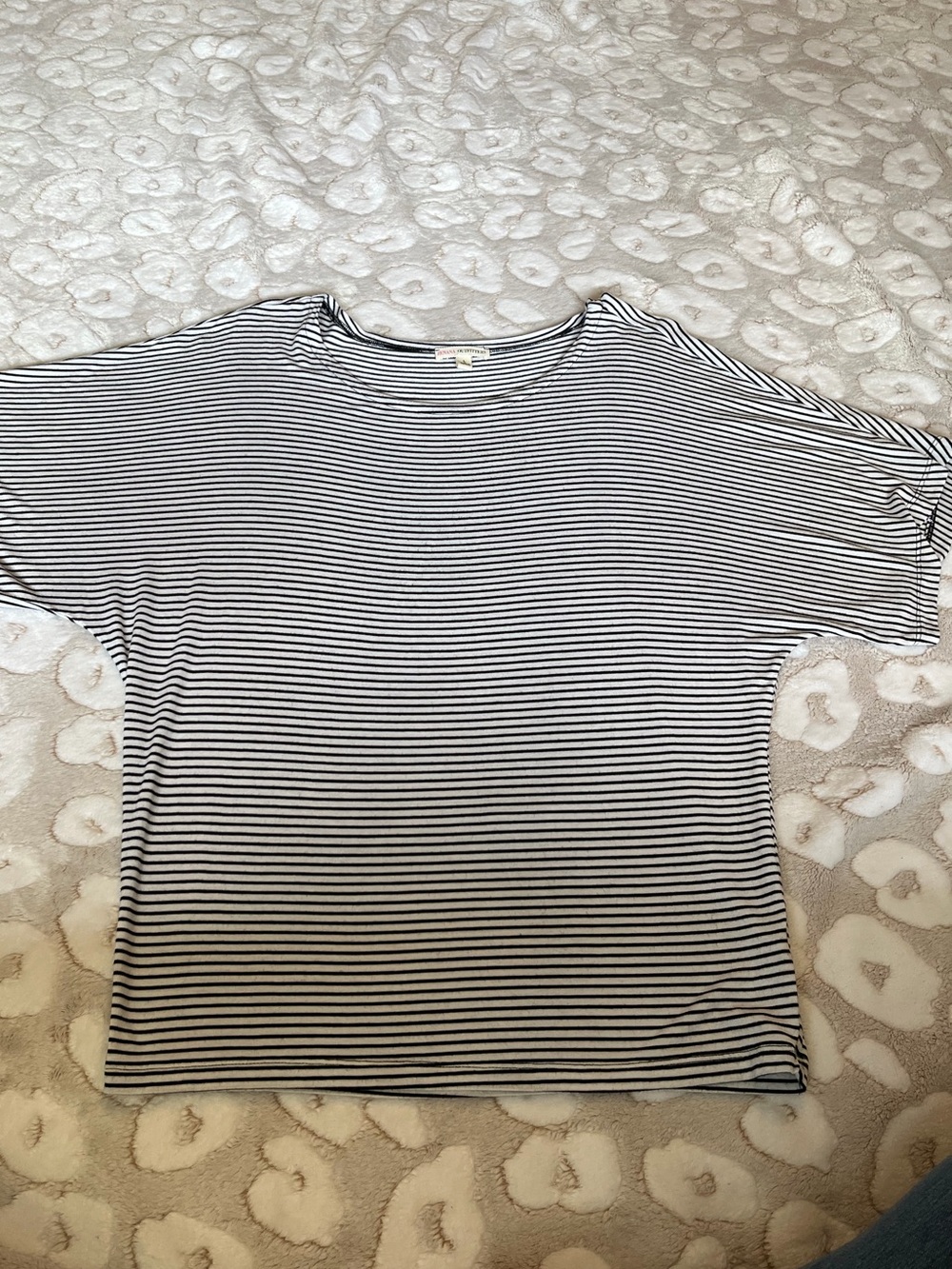Zenana Outfitters Black and White Striped Short Sleeve Tee